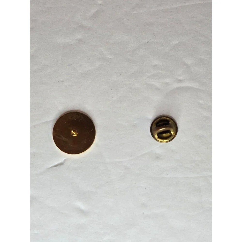 Golf's My Bag Lapel Pin White with Red Smiley Face
